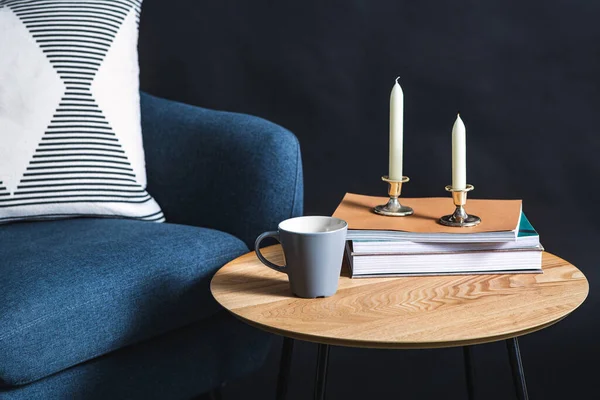 Interior Home Decor Concept Close Blue Chair Pillow Candles Books — 图库照片
