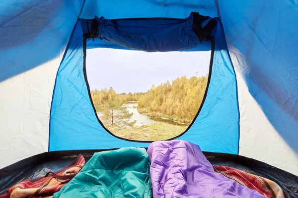 Reizen Toerisme Kamperen Concept Uitzicht Rivier Van Kamp Tent Met — Stockfoto
