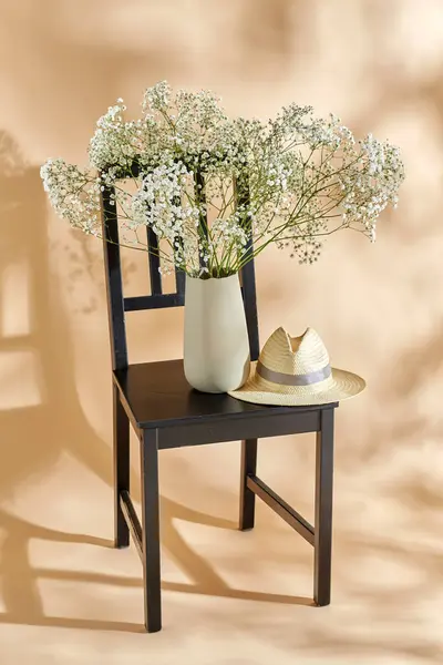 Home Decor Design Concept Close Gypsophila Flowers Vase Straw Hat — Zdjęcie stockowe