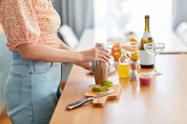 Drinks People Concept Close Woman Shaker Making Cocktail Home Kitchen Imagem De Stock