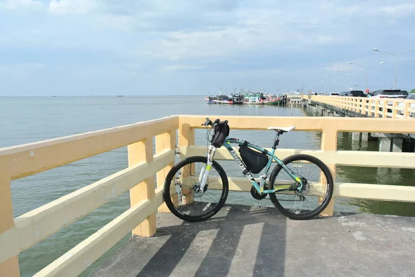 Чонбури Таиланд Окт Парковка Горных Велосипедов Мосту Октября 2022 Года — стоковое фото