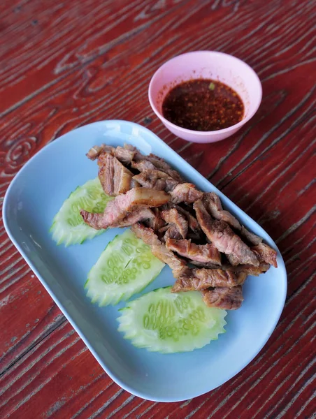 Uzené Hovězí Křupky Thajská Kuchyně Omáčkou — Stock fotografie