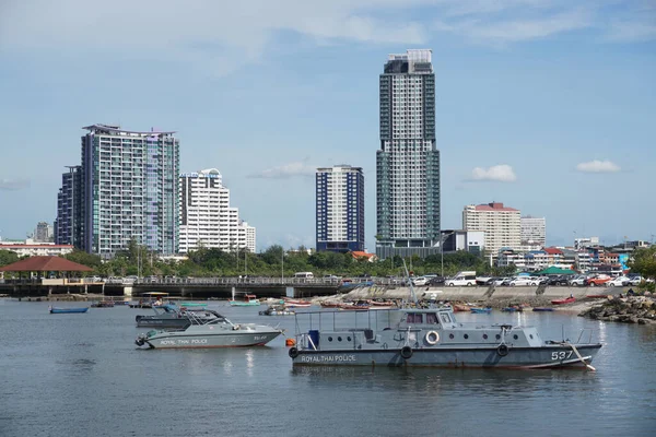 Chonburi Thailand Aug Police Boat Moored Bay Siracha Cityscape Background — Stock Photo, Image