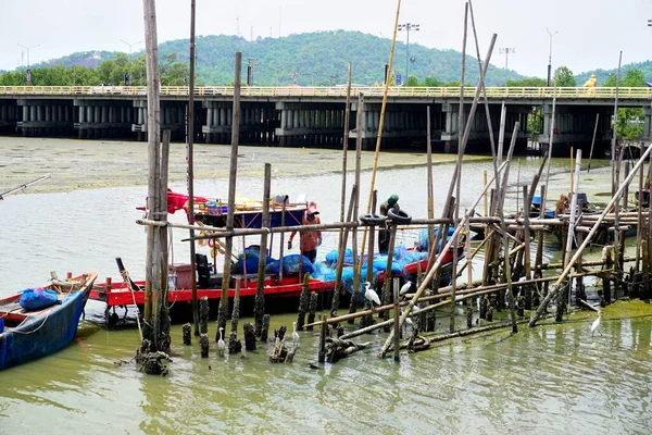 Chonburi Thailand May Fisherman Clean Boat Chonburi 2023 — 스톡 사진