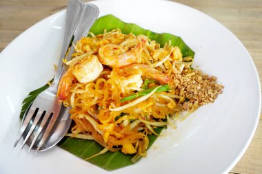 Karidesli Tayland eriştesi, Tayland mutfağı