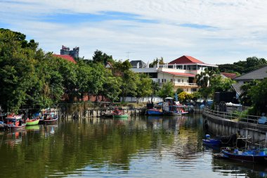 CHONBURI, THAILAND - 8 SEP: 8 Eylül 2023 tarihinde Bang Phra, Si racha, Chonburi, Tayland