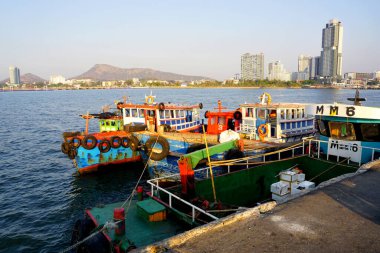 CHONBURI, THAILAND - 8 HAZİRAN: 8 Ocak 2024 tarihinde Si racha, Chonburi, Tayland