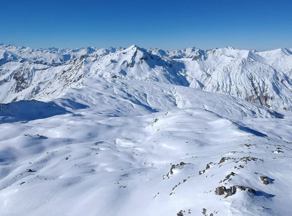 欧洲Trois Vallees滑雪胜地的山脉 — 图库照片