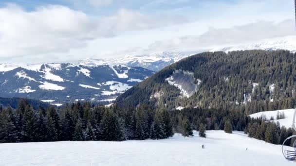 Alpine Ski Track Panoramic View High Mountains Winter — Vídeo de Stock