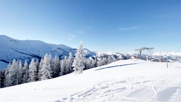 Alpine Ski Track Panoramic View High Mountains Winter — ストック動画