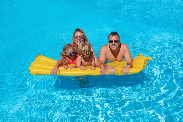 Cheerful Family Children Unit Takes Pleasure Leisurely Float Yellow Inflatable — Stock Photo, Image
