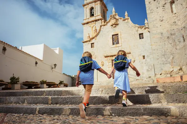 Little Tourists Kids Sightseeing Spain Peniscola Old Town Stairs Church — Stock Photo, Image