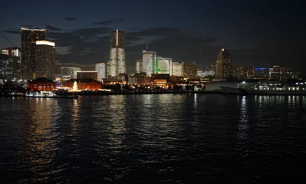 Нічний Вид Хмарочоси Японському Порту Йокогама — стокове фото