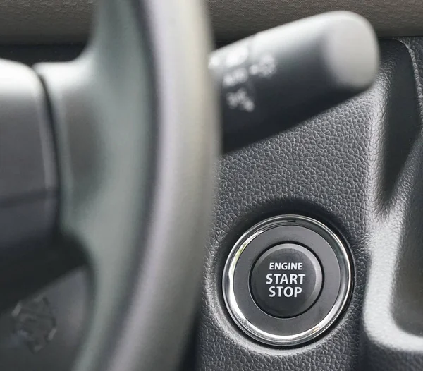 Кнопка Запуска Двигателя Водительской Стороне Автомобиля — стоковое фото