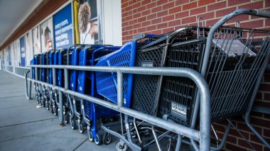 NORWALK, CT, USA - FEBRUARY 18, 2023: Bed Bath and Beyond store in Norwalk closing