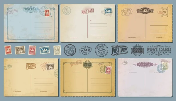 アンティークポストカード レトロな切手やヴィンテージメールカード ベクトル古い郵便の背景 アンティークのポストカードや紙のポストレターは グランジフレーム 航空便の切手と空白のレトロメールカードで — ストックベクタ