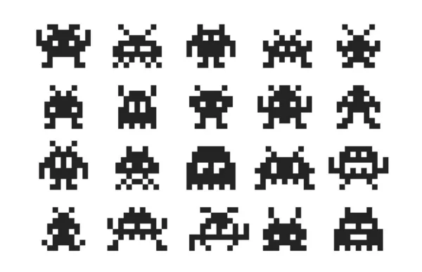 アーケードゲームピクセルモンスターキャラクター エイリアンのレトロビデオゲームベクターシルエット 宇宙侵略者 ロボット ゾンビ ウイルスの人格 アンテナと触手を備えた8ビットピクセルアートモンスター — ストックベクタ