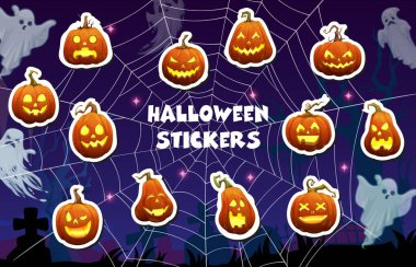 Cadılar Bayramı şakası ya da korkunç balkabağı etiketlerine kötü hayaletler, çizgi film vektörü. Korku gecesi için Cadılar Bayramı çıkartmaları. Mezarlıkta örümcek ağında canavar suratlı balkabağı fenerleri.