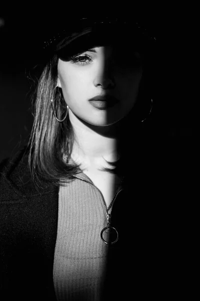 Чорно Білий Портрет Красивої Жінки Сексуальним Виглядом Чорна Фотографія Красивих — стокове фото