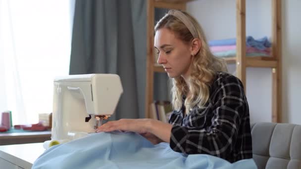 Seamstress Working Stitching Sewing Machine Dressmaker Her Workplace Studio Interior — Stock Video