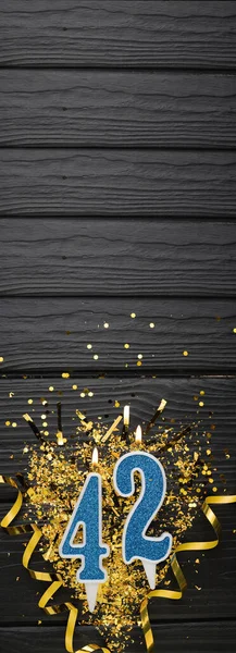 Number Blue Celebration Candle Gold Confetti Dark Wooden Background 42Th — Stock Photo, Image