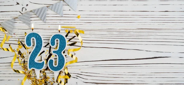 Vela Celebração Número Azul Fundo Madeira Branco Velas Aniversário Felizes — Fotografia de Stock