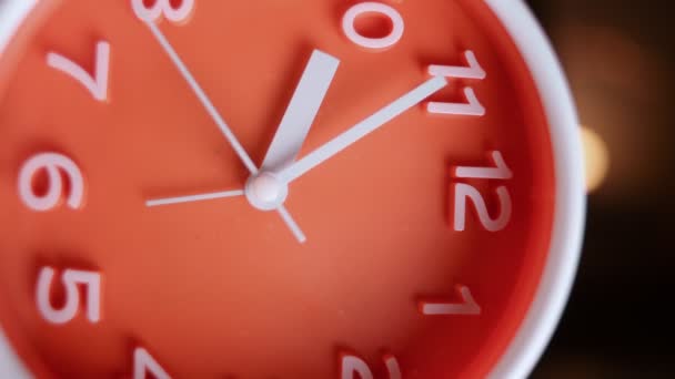 Часы Face Time Stop Motion Дневное Время Вертикальное Видео — стоковое видео