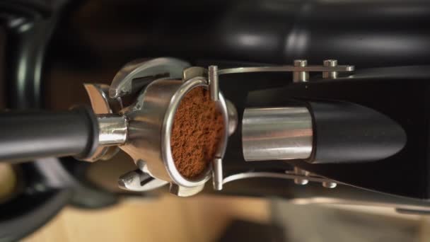 Coffee Grinding Process Barista Hand Hold Grinding Fresh Roasted Coffee — Stock Video