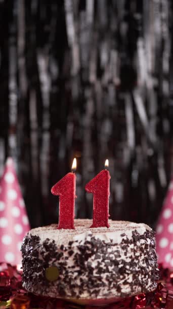 Vela Aniversário Número Onze Bolo Doce Mesa Aniversário Anos Apaga — Vídeo de Stock