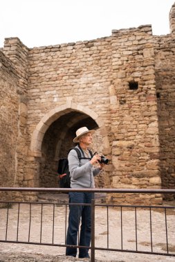 Sunset 'teki Akkerman Kalesi' ni, Turist Yürüyüşü 'nü ve Fotoğrafçılık' ı keşfediyorum. Seyahat kavramı