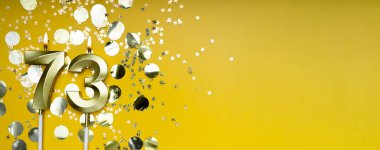 73 'üncü yaş günü. 73 numaralı altın kutlama mumu. Sarı renkli arka plan. Doğum günü ya da yıldönümü kutlaması kavramı. Pankart. Boşluğu kopyala