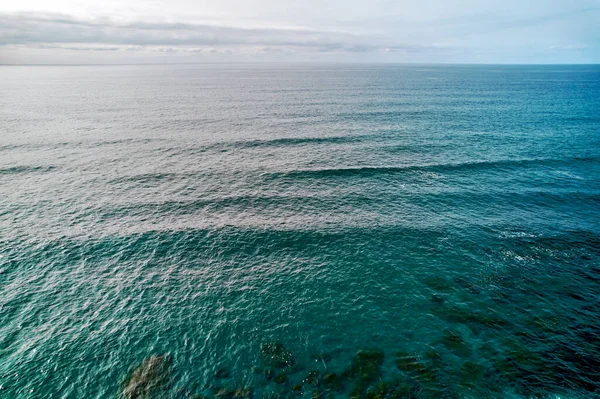 Flygskott Drönare Vid Atlantens Lugna Vatten San Miguel Ponta Delgada — Stockfoto