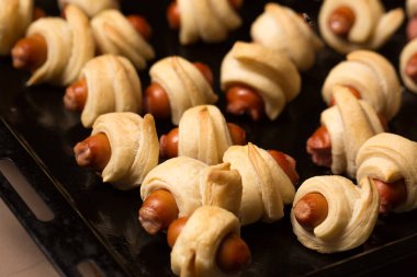 Battaniyedeki domuzlar, geleneksel Noel yemeği.