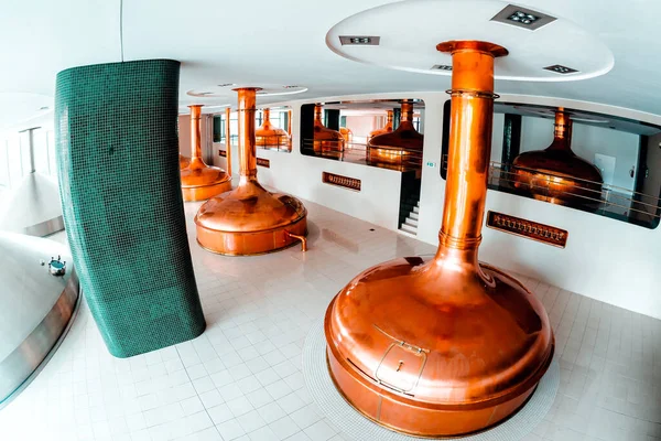 ヴィンテージ大銅醸造釜 — ストック写真