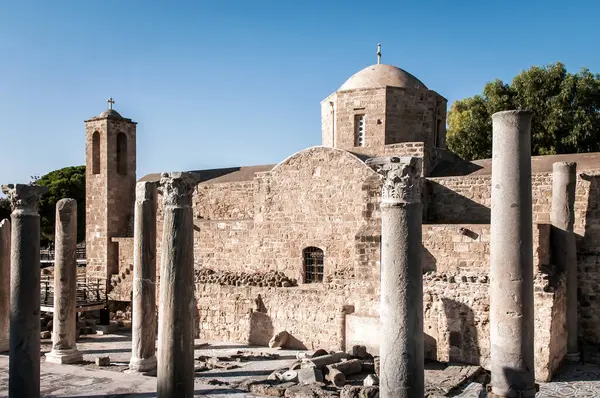 stock image Ancient stone Panagia Chrysopolitissa Church with columns standing in Paphos, Cyprus