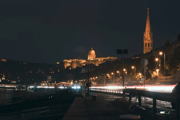 Budínský Hrad Královský Palác Řeky Dunaj Noci Osvětlené Budapešti Maďarsko — Stock fotografie