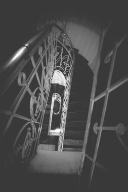 Szechenyi, Macaristan 'ın Budapeşte kentinde bir kaplıca banyosu. Szechenyi İlaç Banyosu Avrupa 'daki en büyük tıbbi banyodur..