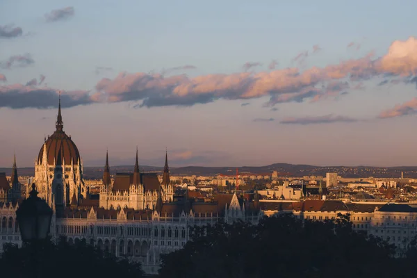 Widok Parlamentu Budapesztu Zachodzie Słońca Węgry — Zdjęcie stockowe