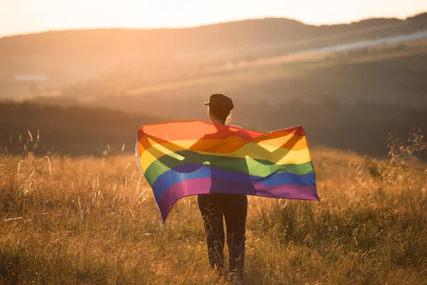 Woman Holding Gay Rainbow Flag Magic Sunset Happiness Freedom Love — ストック写真