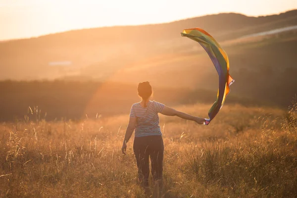 Woman Holding Gay Rainbow Flag Magic Sunset Happiness Freedom Love — 图库照片