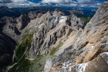Dolomite Alpleri 'nde fantastik dramatik manzara. İtalya. Harika doğa manzarası..