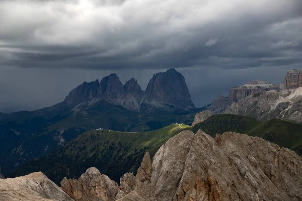 Panoramatický Pohled Skupinu Langkofel Nebo Skupinu Sassolungo Italském Dolomitu Marmolady — Stock fotografie
