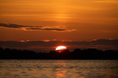 gün batımı yataydan güzel: Tuna delta biyosfer rezerv Romanya'da