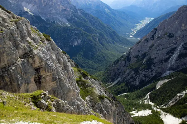 National Park Tre Cime Lavaredo Misurina Dolomiti Alps Tirol Sul Fotos De Bancos De Imagens