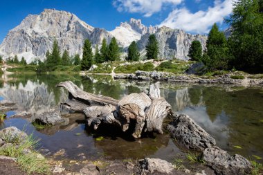 Limides Gölü ve Lagazuoi Tepesi, Dolomitler, Cortina d 'Ampezzo, İtalya