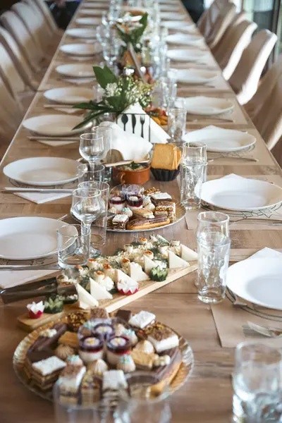 Düğün masası resepsiyonu