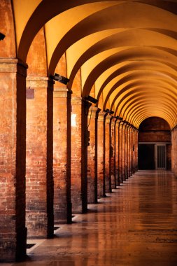 Urbino şehrinde kemer yolu, İtalya 'nın Marche bölgesinde Dünya Mirası