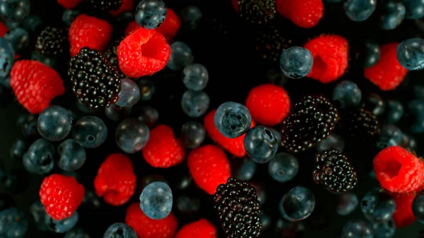 Freeze Motion Shot Flying Fresh Berries Makro Shot — Zdjęcie stockowe