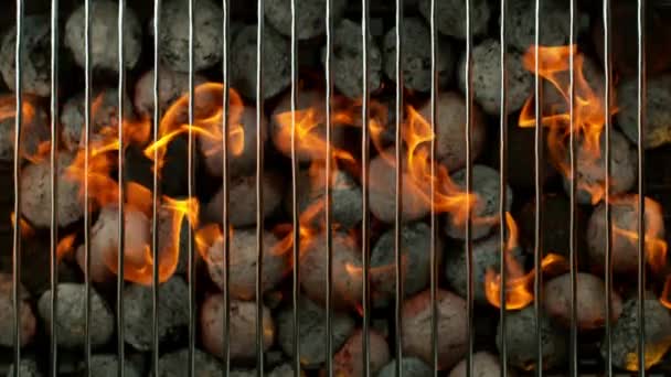 Super Slow Motion Shot Grill Rate Briquettes Fire Flames Снято — стоковое видео