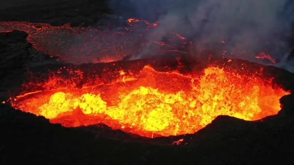 赫鲁图尔活火山的美丽全景 冰岛2023年 — 图库视频影像